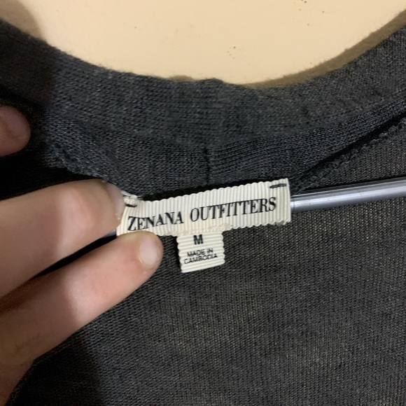 Long Cardigan - Picture 2 of 2